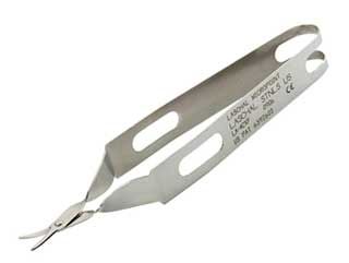 11.5 cm scissors w/ 1.25 cm cuved, blunt/blunt 'duck-bill'